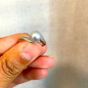Pearl Ring in Sterling Silver band